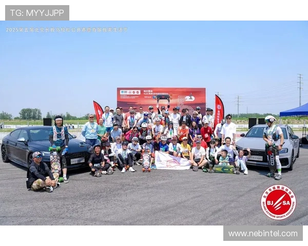 武汉滑板队的成长之路与城市马拉松的激情交融